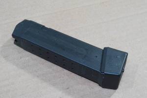 lot 2B image: Scherer .40 S&W Magazine for Glock Pistol - 15 Round