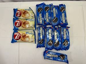 lot 49 image: OO. 9 Cakesters & 2 Vanilla Filled Soft Croissants