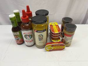 lot 131 image: LL. Assortment of Sauces