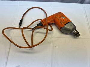 lot 206 image: SSS. Drill-Powers On