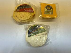 lot 231 image: 3x Variety Cheese