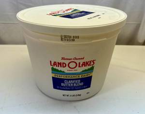 lot 200 image: F. 8lb Tubs Land O Lakes Clarified Butter