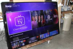 lot 51 image: Sharp LC-80LE661U Aquos Commercial Full HD 80 LED 1080p Smart TV  Television  Display  Monitor with Remote Control, HDMI and Power Cables