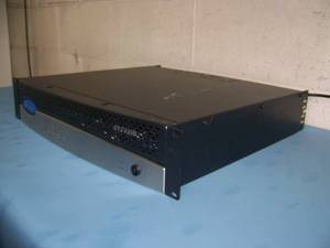 lot 56 image: Crown CTS 4200 Professional  Commercial Audio Power Amplifier
