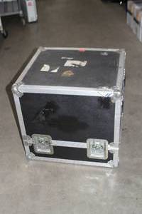 lot 113 image: Hard-Sided ATA-Rated Heavy Duty Equipment Storage & Travel Road Case