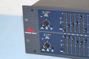 lot 126 image: dbx 1231 Professional Audio Dual Channel Stereo Balanced 31-Band Graphic Equalizer EQ