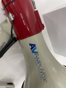 lot 149 image: New AmpliVox Mity-Meg Megaphone Handheld Lightweight Electronic Bullhorn with Detachable Mic - AV Sound System PA