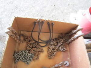 lot 22 image: Log Chains