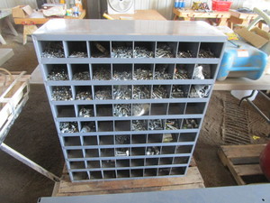 lot 29 image: Bolt Bin  Contents 1x2x4