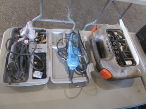lot 39 image: (2) Dremel Tools & Accessories