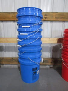 (8) 5 gal Buckets