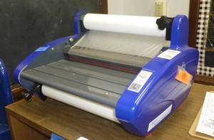 lot 221 image: 12 inch laminator