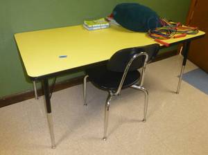lot 227 image: Yellow table and 1 chair (in hallway)