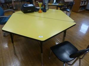 lot 325 image: Two piece yellow hexagon table and one chair