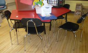 lot 403 image: Two piece red hexagon table and six chairs - no contents