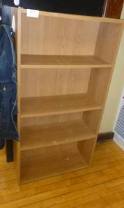 lot 511 image: 4 shelf book case
