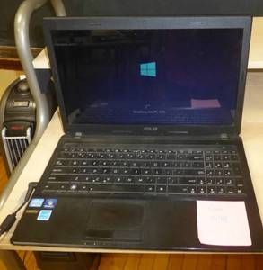 lot 513 image: ASUS laptop model x54c