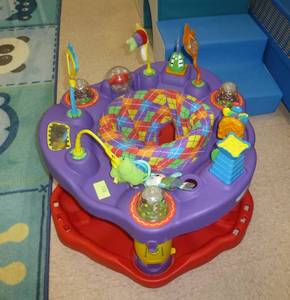 lot 721 image: Baby sit and play