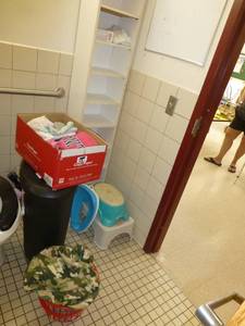 lot 932 image: Misc contents in bathroom - shelf, wastebasket, step stools etc