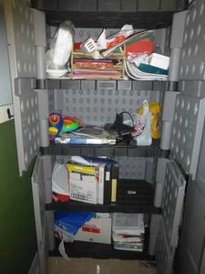 lot C4 image: Large Rubbermaid Closet and contents