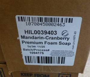 lot C64 image: 3 cases of foaming hand soap