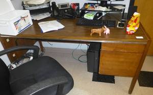 lot O5 image: Desk and chair - computer and phone not included
