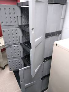 lot C304 image: Grey plastic storage cabinet