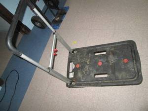 lot C315 image: Folding flatbed cart