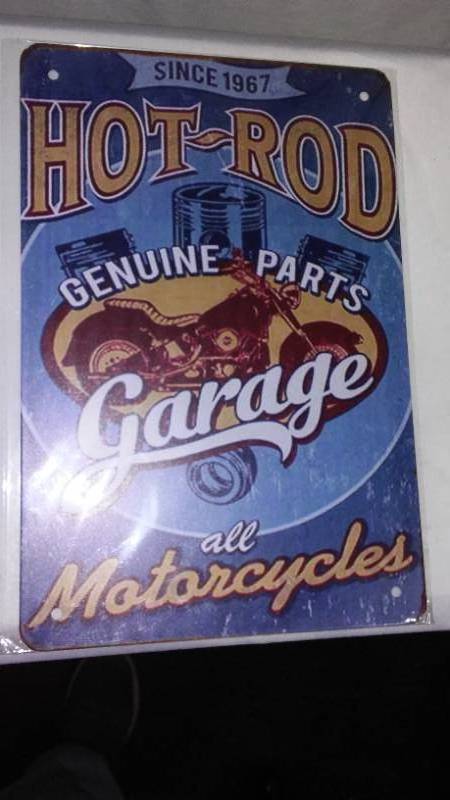 lot 784 image: Hot Rod Garage Metal Sign..