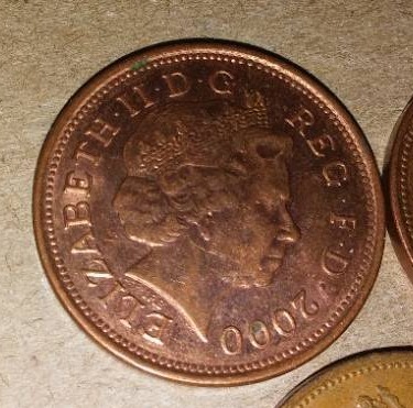 lot 776 image: 2 Pence British (Qty 3) Coins.