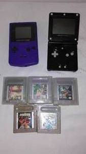 lot 793 image: Vintage Gameboy (2) and Games (5).