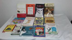 lot 822 image: Cat Lovers Book Collection