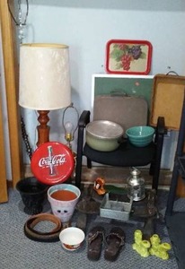 lot 833 image: Misc. household Dcor, Vintage, Mid  Century and more.