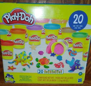 lot 750 image: Play-Doh Multicolor Magic Play Dough Set - 20 Color (20 Piece).