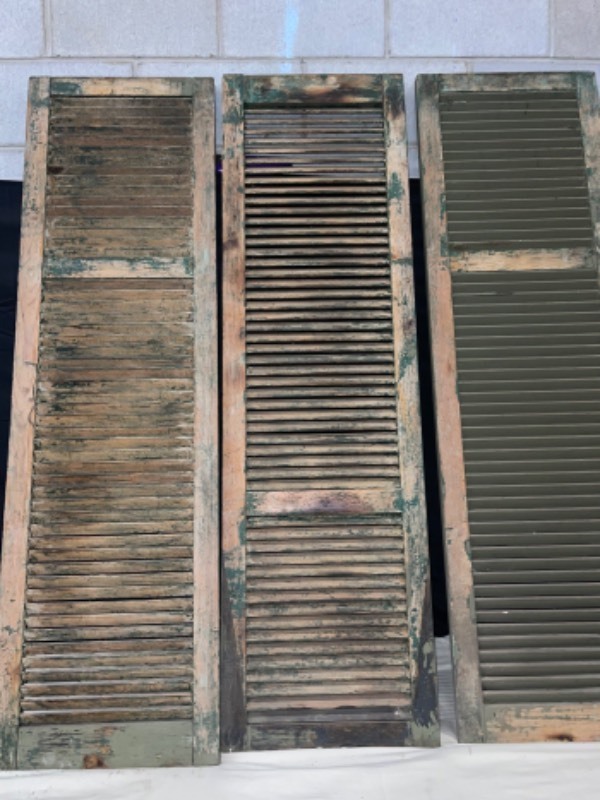 Set of 3 Window Shutters