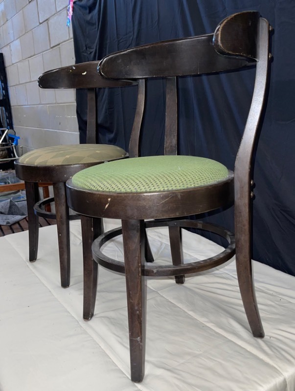 Set of 3 Club Chairs