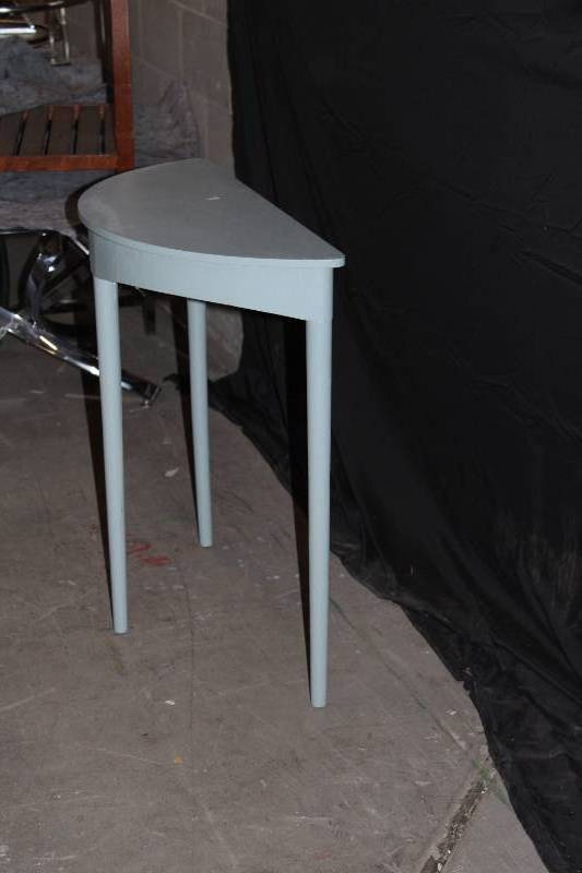Semi-circular Table