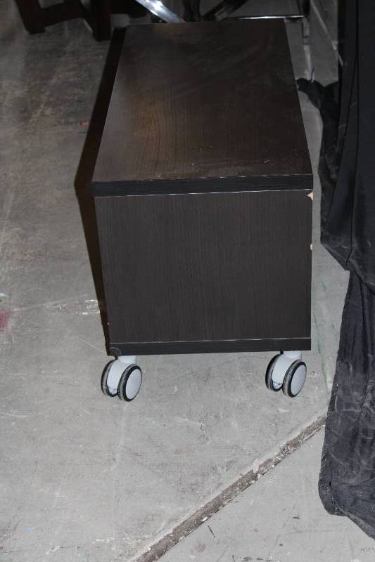 TV Stand on wheels