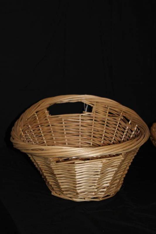 Lot of 4 Woven Wicker Baskets