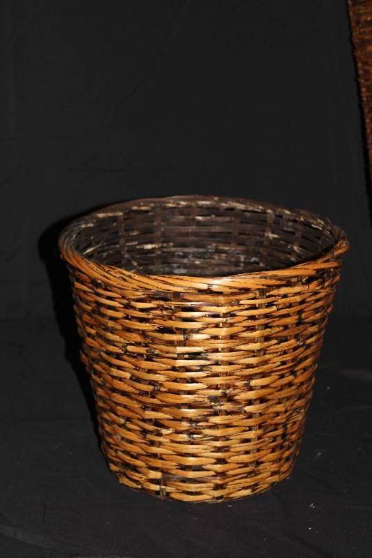 Lot of 4 Wicker Baskets