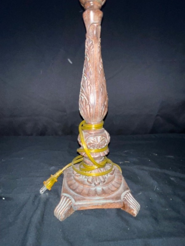 Table lamp
