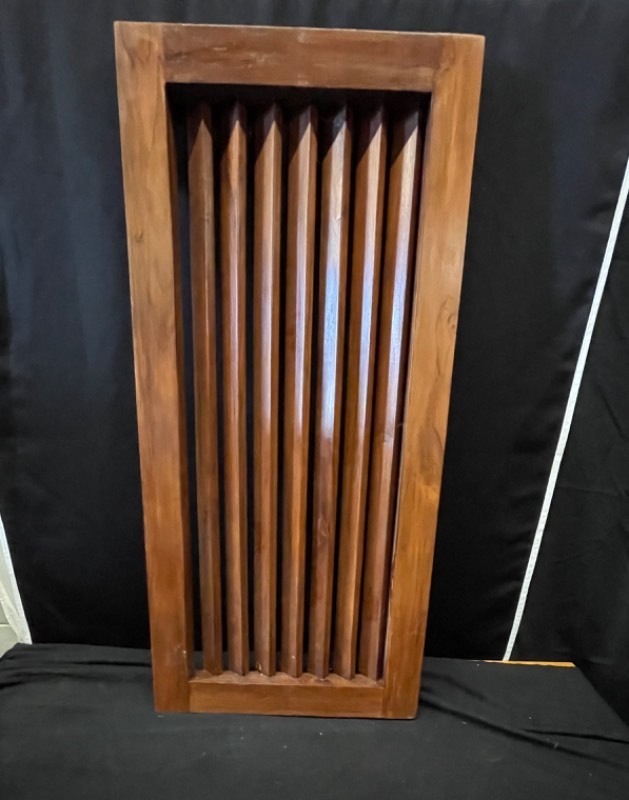 Slatted wood