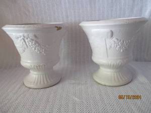 lot 41 image: Vintage Pair of White Ceramic Planters with Grapevine Design