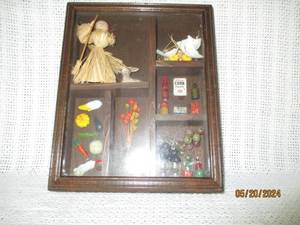 lot 120 image: Vintage Shadow Box with Miniatures and Decorative Figurines
