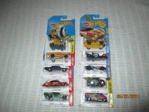 lot 153 image: Lot of 12 Hot Wheels Die-Cast Cars - Assorted Models
