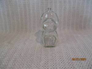 lot 170 image: Vintage Clear Glass Dog Figurine
