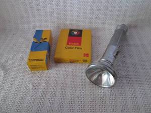 lot 323 image: Vintage film & flashlight