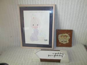 lot 329 image: 3 Pictures  decor