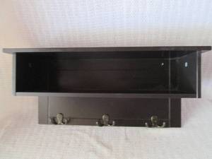 lot 337 image: Shelf with hooks