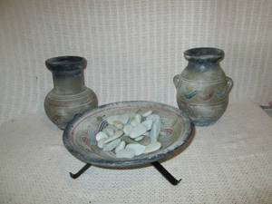 lot 350 image: Pottery